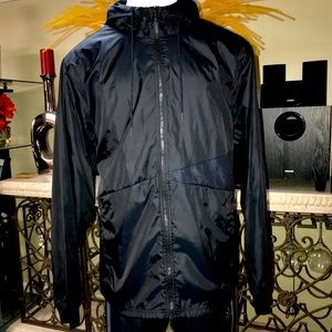 UNDER ARMOUR men’s windbreaker new no tags xxl